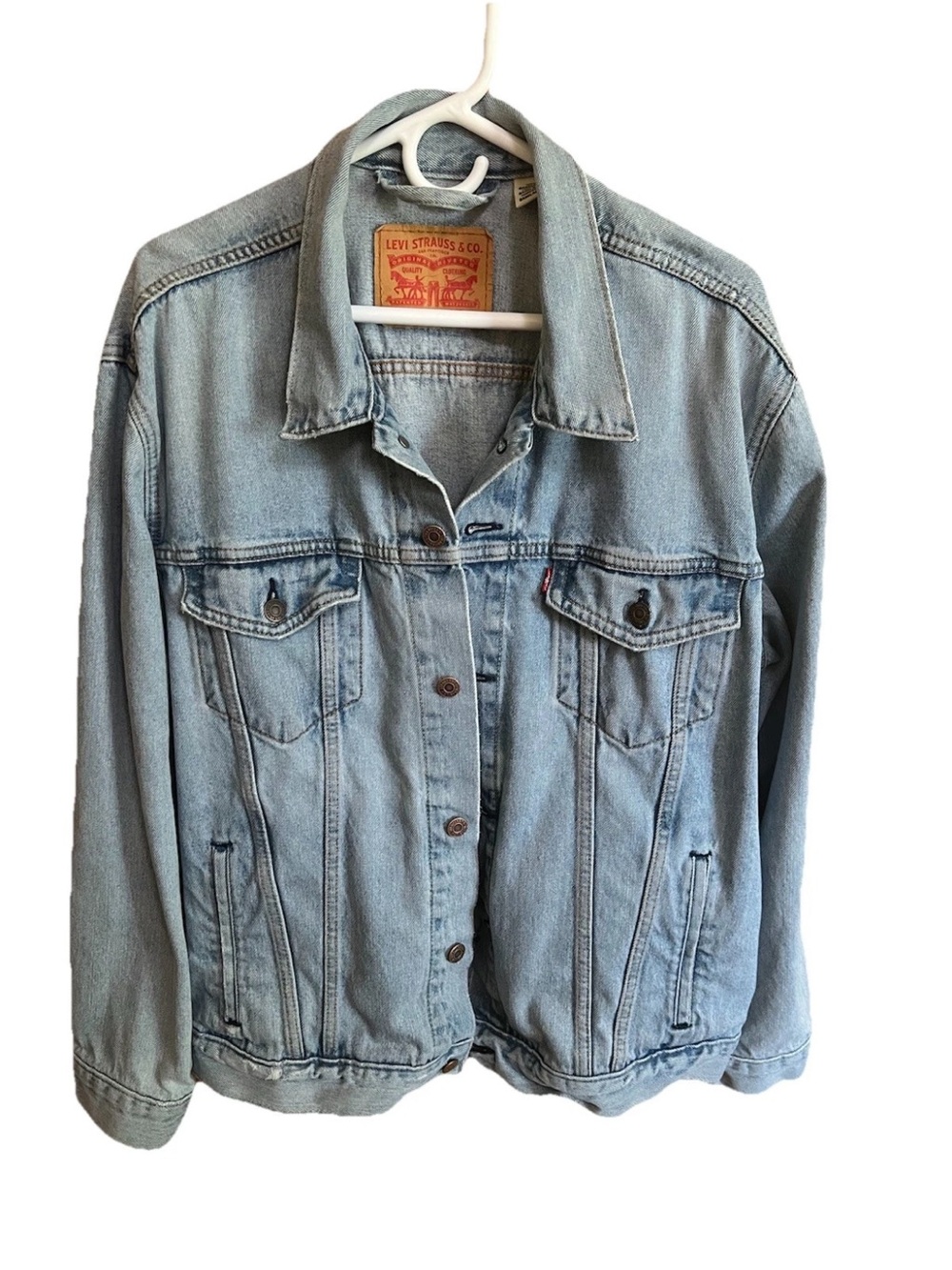 Levi’s Trucker Jacket 72334‑0131 Men’s XL • Soft Broken‑In Denim • Light Wash Fa